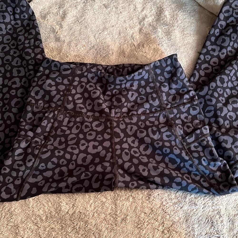 cheetah print leggings